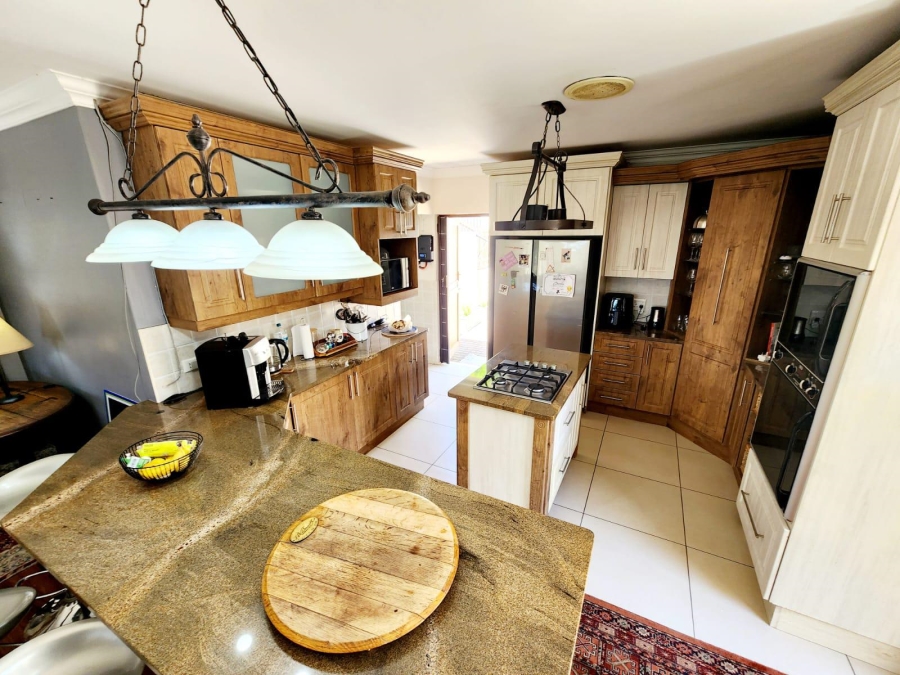 3 Bedroom Property for Sale in Linkside Western Cape